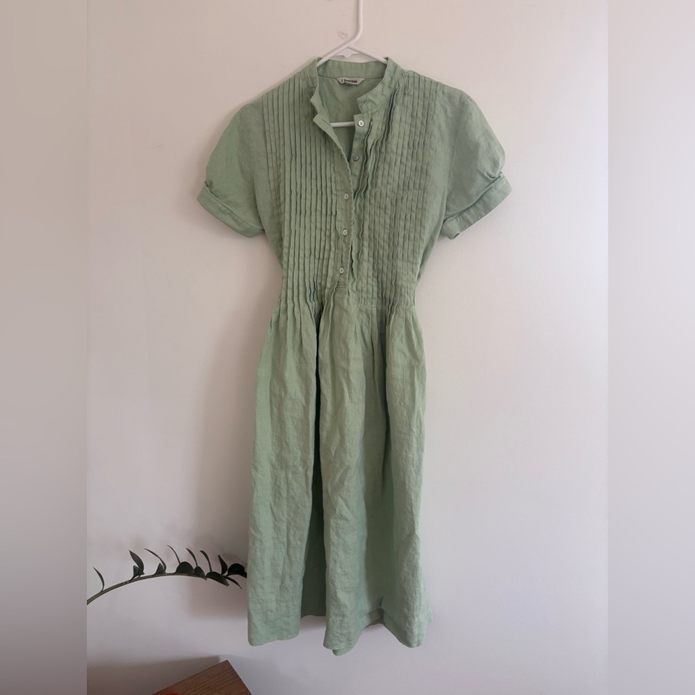 J Peterman green pintuck linen dress